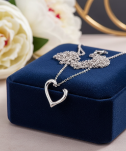 Coventry Silver Open Heart Vintage Necklace